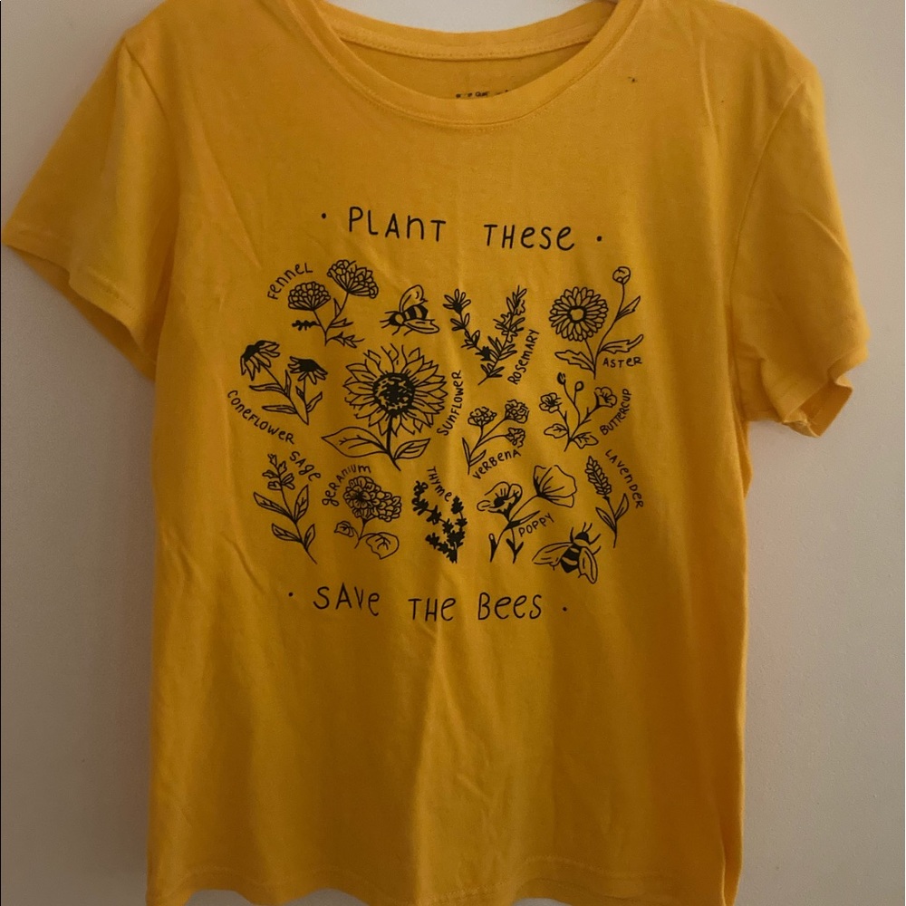 Wholesome culture cotton short sleeve.